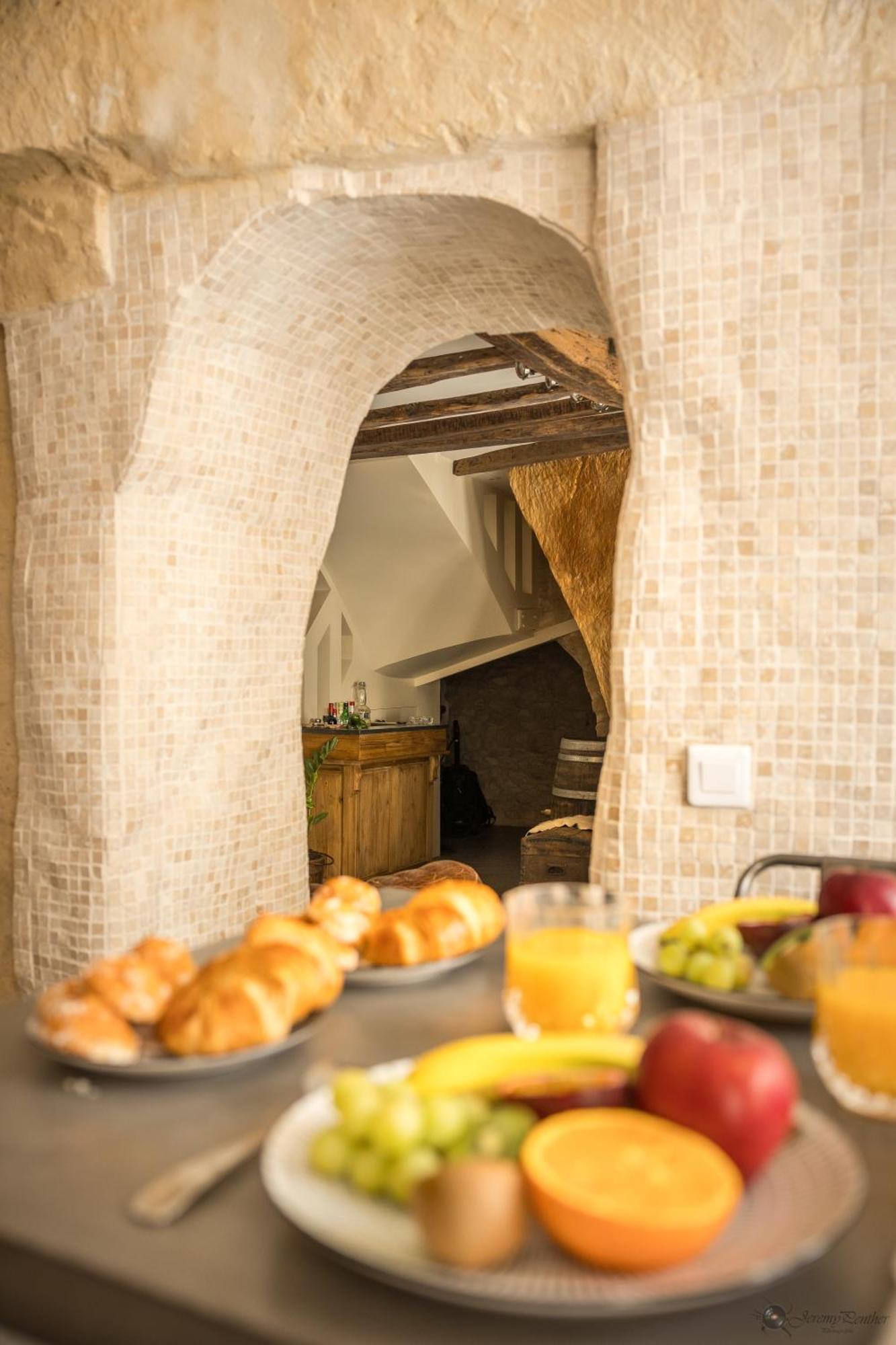 Apartmán Chez Millouz - Triplex Semi-Troglodyte Pontoise Exteriér fotografie