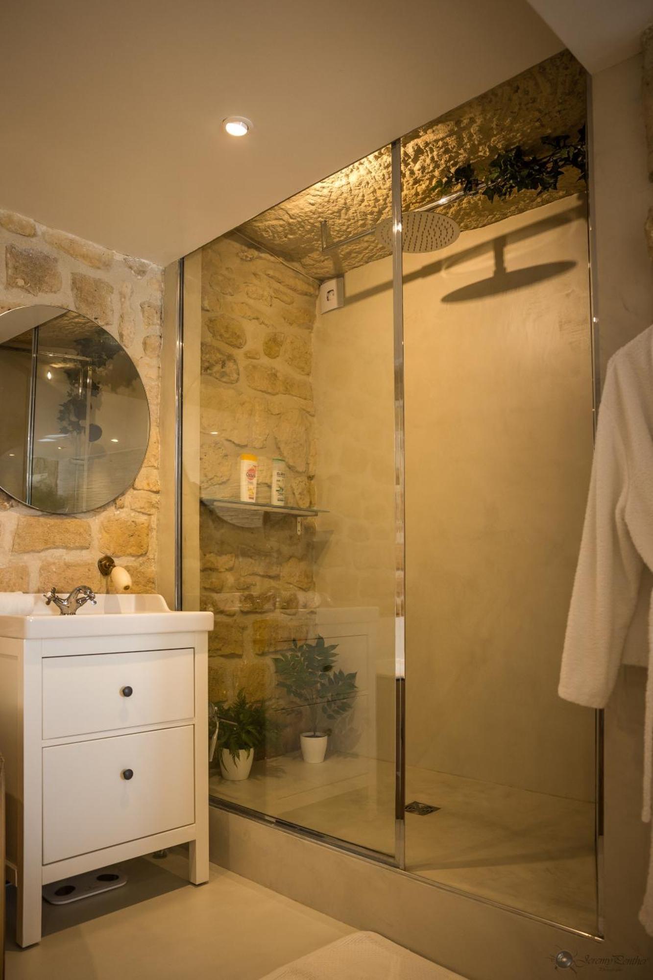 Apartmán Chez Millouz - Triplex Semi-Troglodyte Pontoise Exteriér fotografie